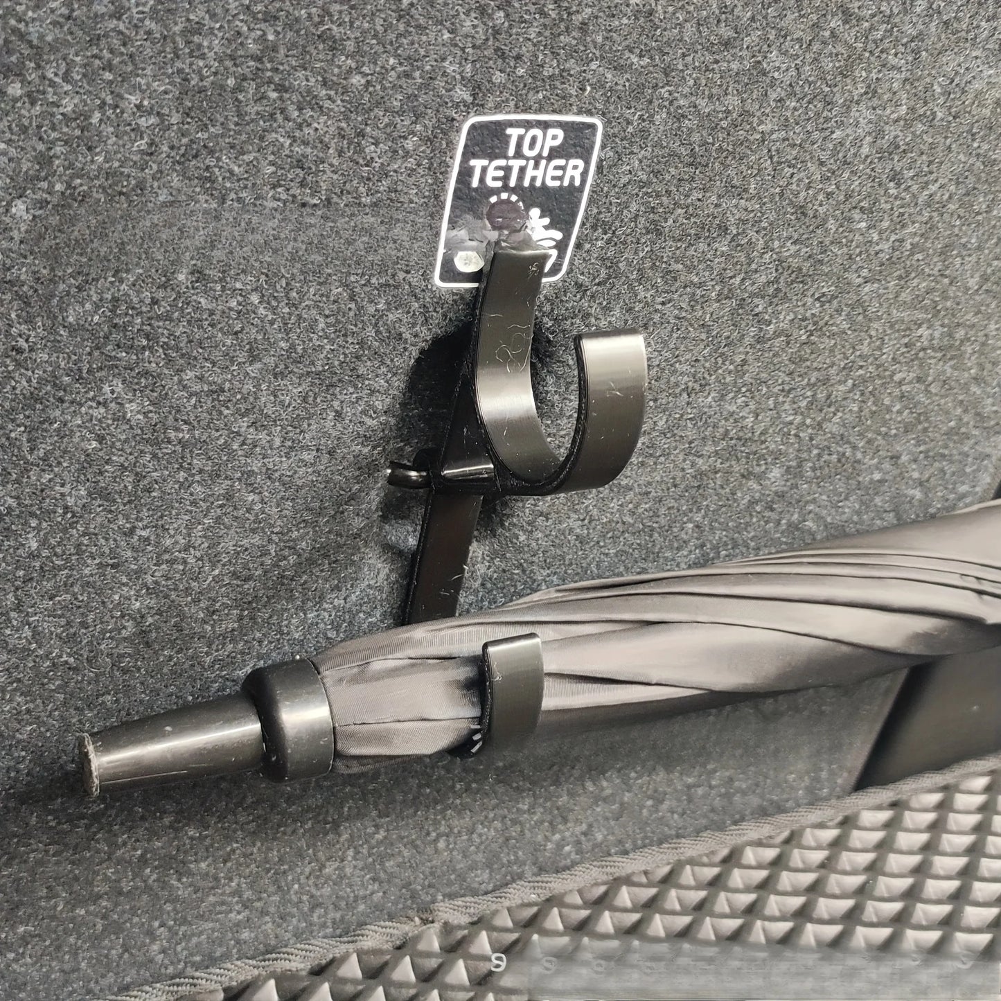 2pcs Car Umbrella Hooks - Trunk Hangers,Universal for Sedans with