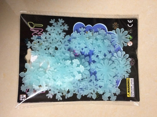 50pcs Colorful Luminous Snowflake Wall Sticker Glow In The Dark Decal
