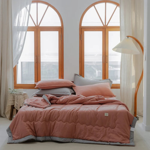 2025 new Japanese polyester cotton quilted summer quilt skin-friendly