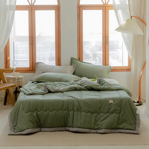 2025 new Japanese polyester cotton quilted summer quilt skin-friendly