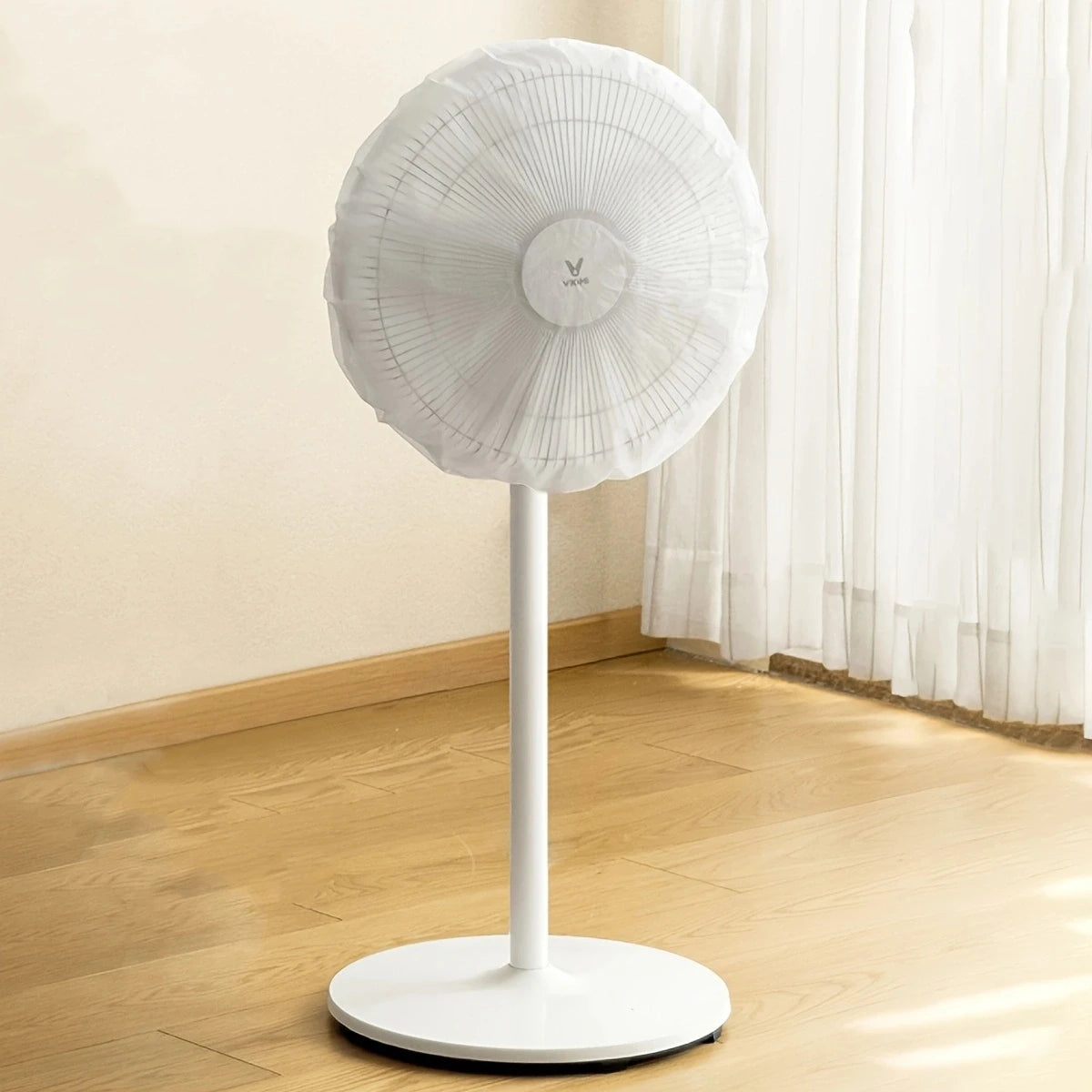 Household vertical floor fan universal dust cover, which can fully