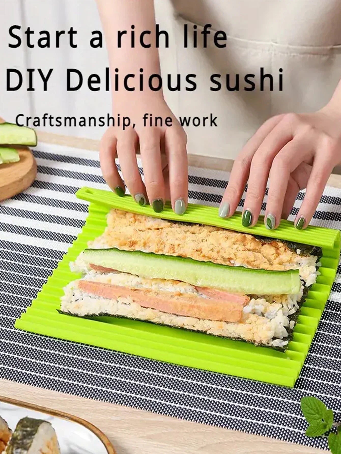 1pc Sushi Making Tool Sushi Roll Mat Seaweed Rice and Vegetable Roll