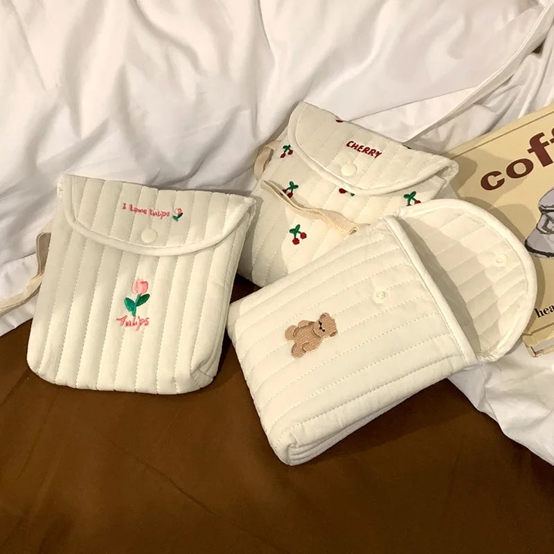 1pc Cute Sanitary Napkin, Aunt's Napkin Storage Bag, Portable Small
