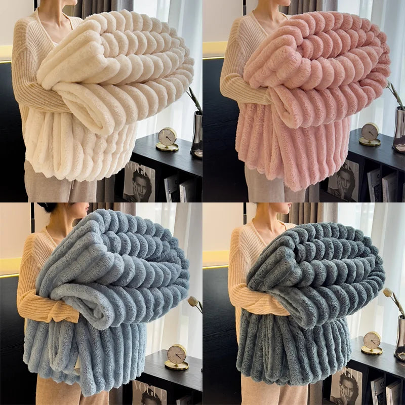 1pc Throw Blanket for Bed - 250GSM Soft & Warm Fluffy Blanket,