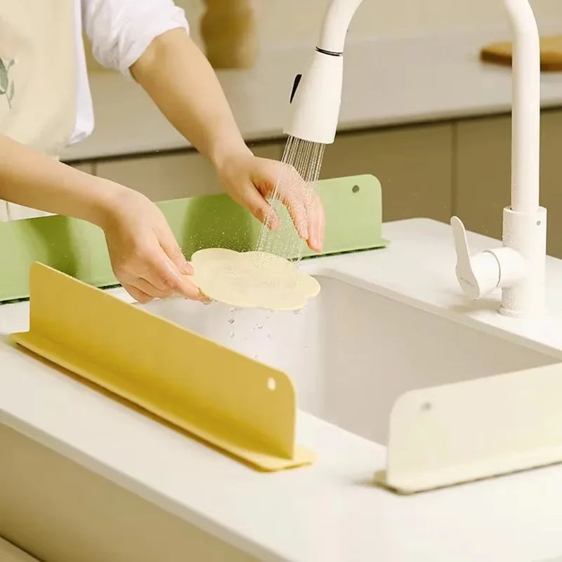 Silicone Sink Baffle Splash Guard Waterproof Splatter with Suction Cup