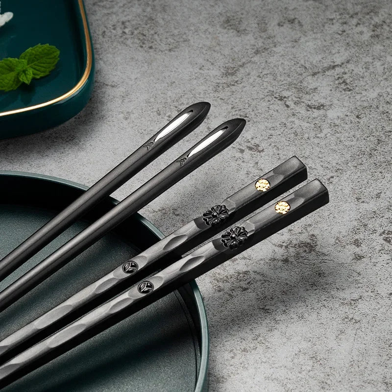 5Pairs High Quality Japanese Non-Slip Chopsticks Korean Home Hotel