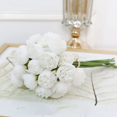 27 artificial roses are suitable for wedding and engagement