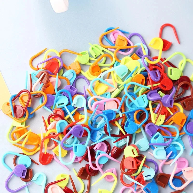 KRABALL 50-500pcs Plastic Crochet Yarn Weave Markers Resin Small Clip