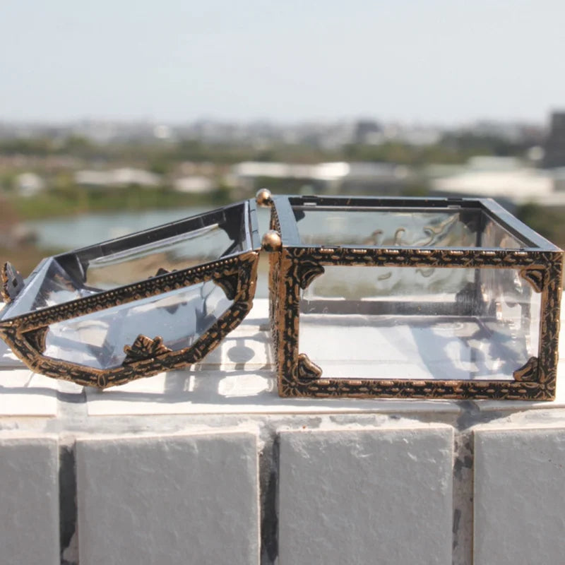 1Plastic Transparent Pirate Treasure Box Crystal Gem Jewelry Box