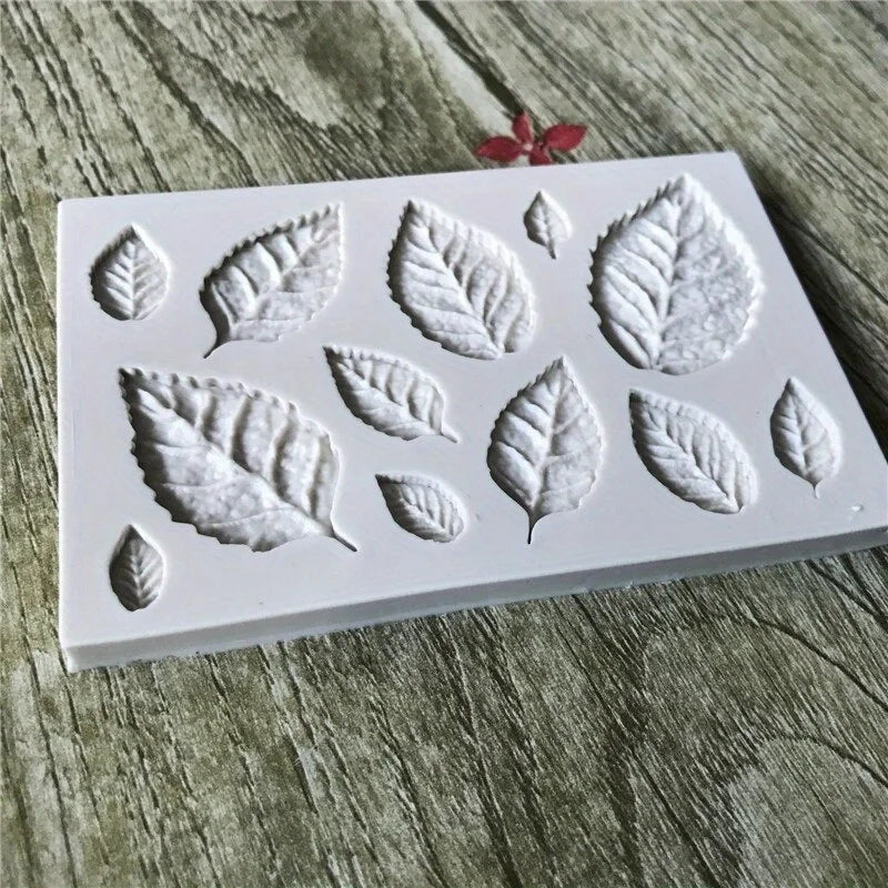 1Pieces3DLeaf Shape Pendant Casting Mold Candy Lovers Chocolate Baking