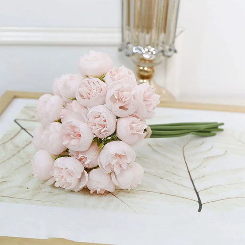 27 artificial roses are suitable for wedding and engagement