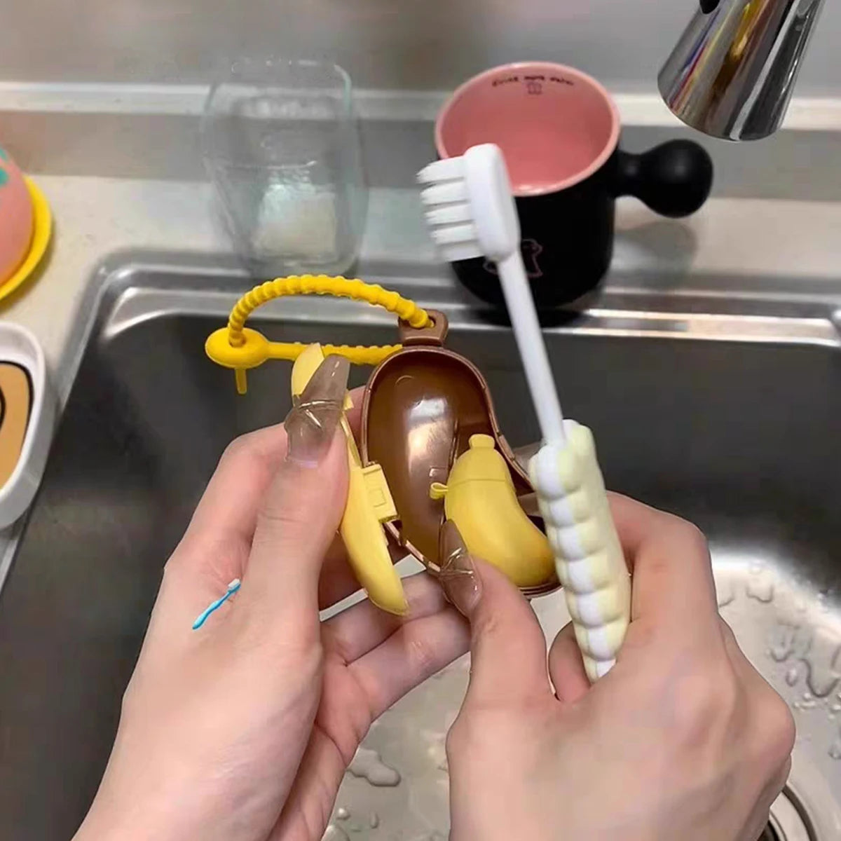 Banana toothbrush protective cap with toothpaste storage box - compact