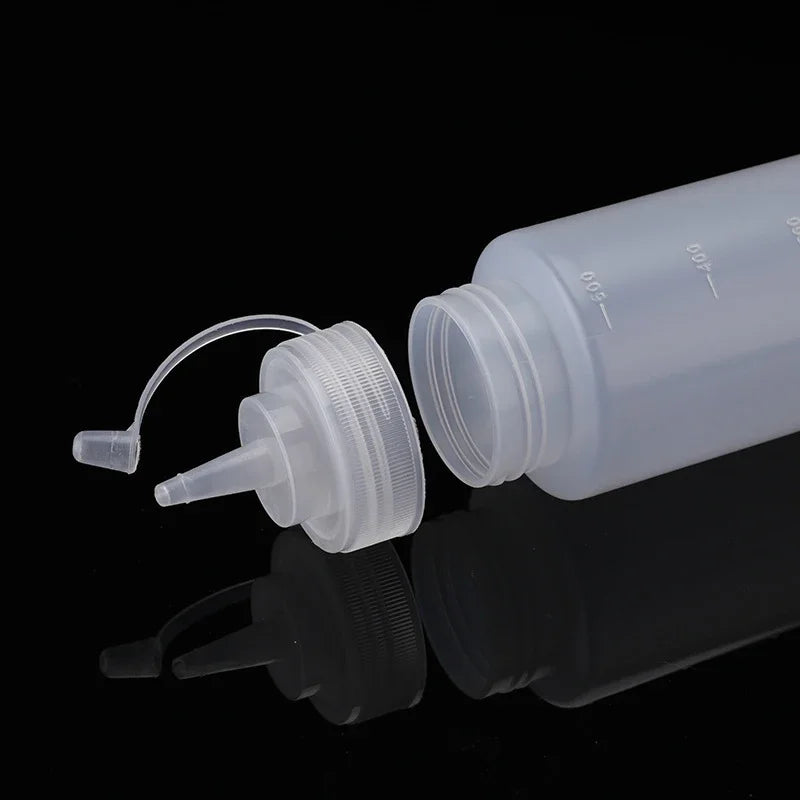 500 ML Plastic Pointed Mouth Squeeze Type Sauce Bottle Made