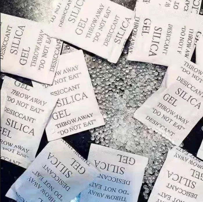 1g 100/200/500g Non Toxic Silica Gel Desiccant Damp Kitchen Room