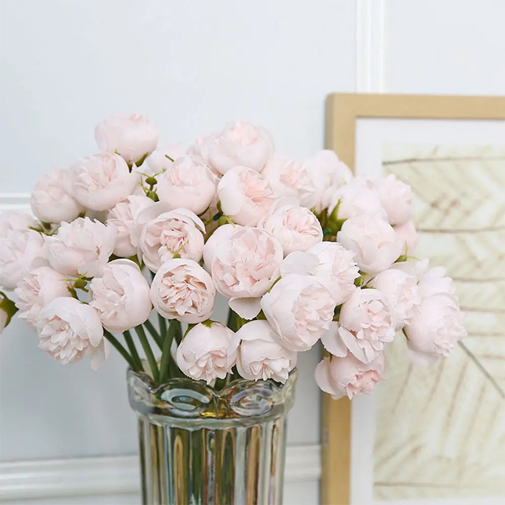 27 artificial roses are suitable for wedding and engagement
