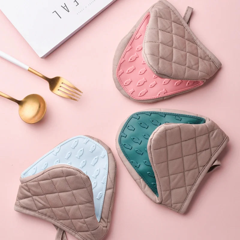 1PCS Fish Shaped Silicone Anti Scald Oven Gloves Kitchen Silicone
